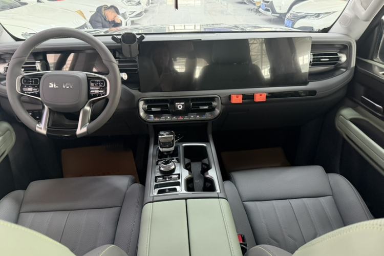Used BAIC Off-Road BJ40 2026 Model 2.0T Gasoline Standard Edition Interior 1
