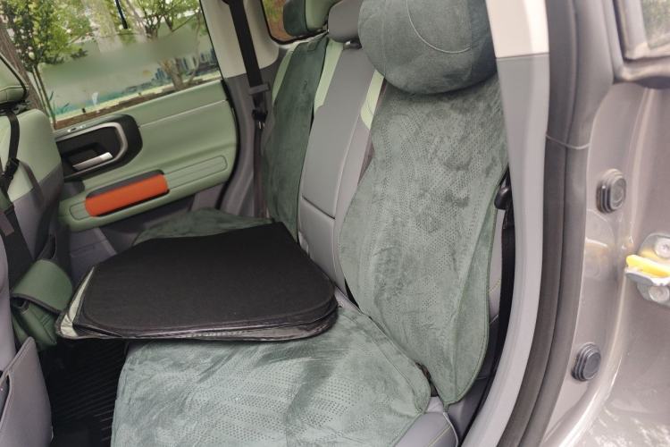 Used BAIC Off-Road BJ40 2026 Model 2.0D Diesel Edition Left Rear Seat