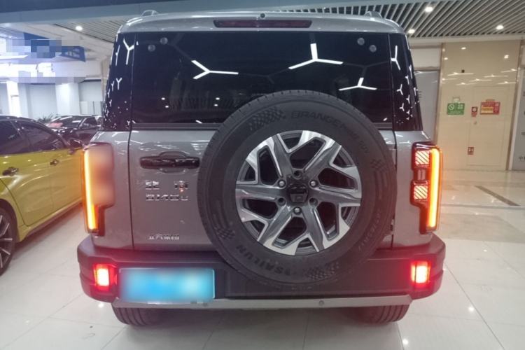 Used BAIC Off-Road BJ40 2026 Model 2.0T Gasoline Standard Edition Rear