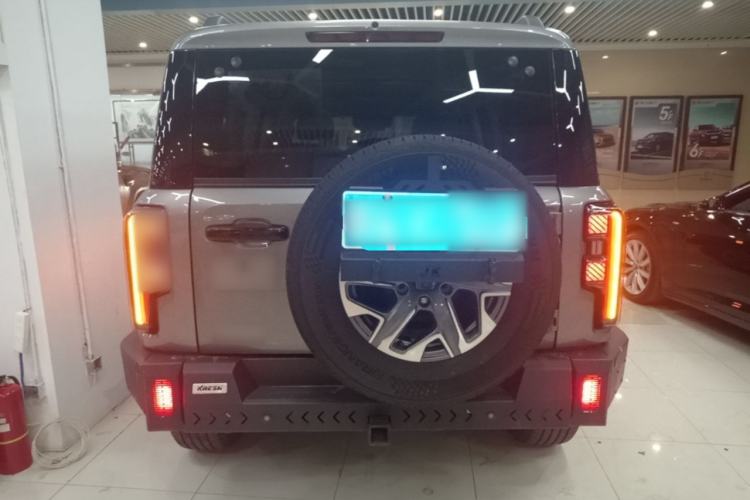 Used BAIC Off-Road BJ40 2026 Model 2.0T Gasoline Standard Edition Rear