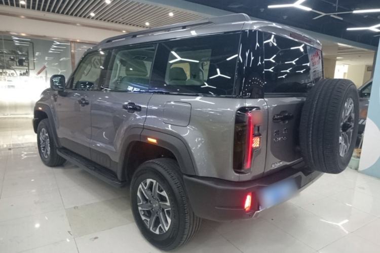 Used BAIC Off-Road BJ40 2026 Model 2.0T Gasoline Standard Edition Rear Left 45 Deg