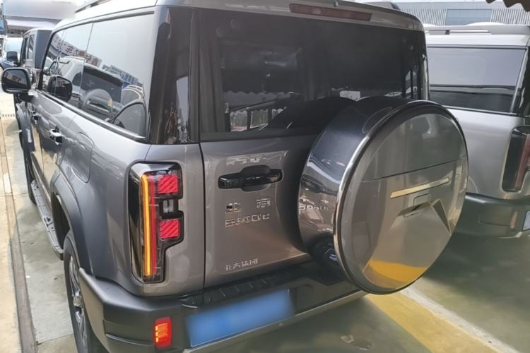 Used BAIC Off-Road BJ40 2026 Model 2.0T Gasoline Standard Edition Rear