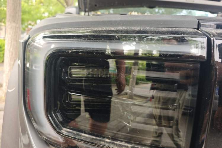 Used BAIC Off-Road BJ40 2026 Model 2.0D Diesel Edition Right Front Headlight