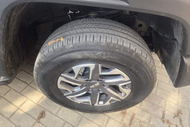 Used BAIC Off-Road BJ40 2026 Model 2.0T Gasoline Standard Edition Right Front Wheel Hub