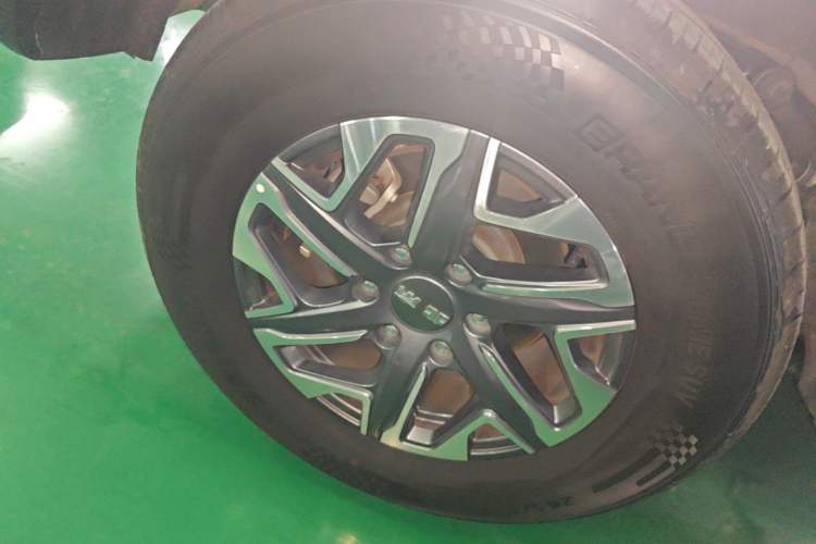 Used BAIC Off-Road BJ40 2026 Model 2.0T Gasoline Standard Edition Right Rear Wheel Hub