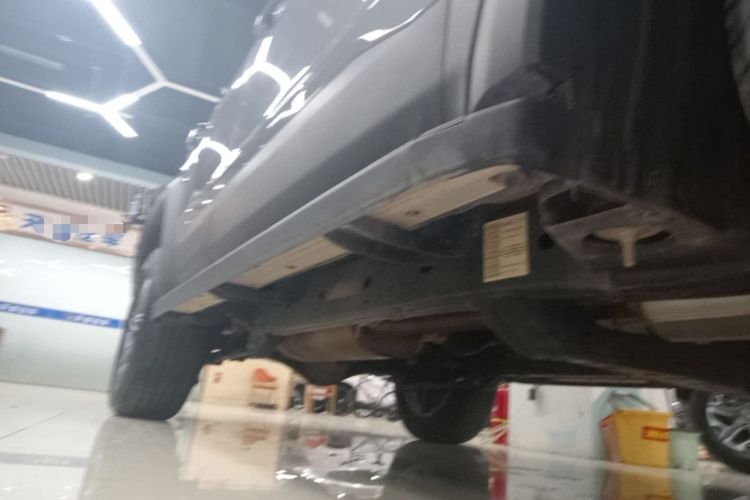 Used BAIC Off-Road BJ40 2026 Model 2.0T Gasoline Standard Edition Right Side Sill