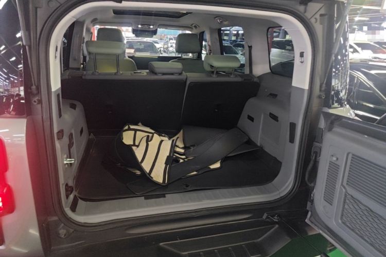 Used BAIC Off-Road BJ40 2026 Model 2.0T Gasoline Standard Edition Trunk