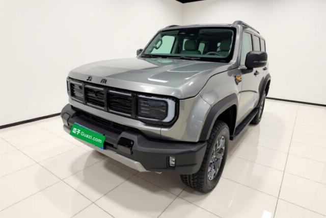 Ojetý BAIC Off-Road BJ40 2026 Model 2.0D Diesel Edition