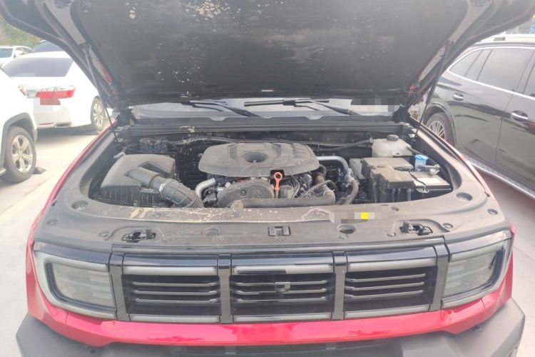 Used BAIC Off-Road BJ40 2026 Model 2.0T Gasoline Advanced Edition Engine Bay