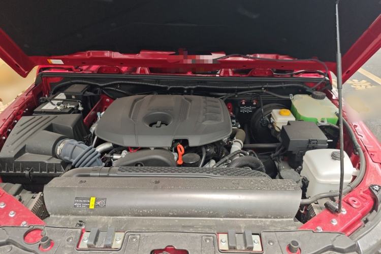Used BAIC Off-Road BJ40 2026 2.0T Explorer Gasoline Model Engine Bay