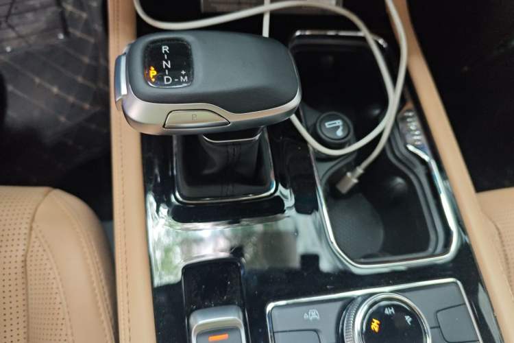 Used BAIC Off-Road BJ40 2026 2.0T Explorer Gasoline Model Gear Lever