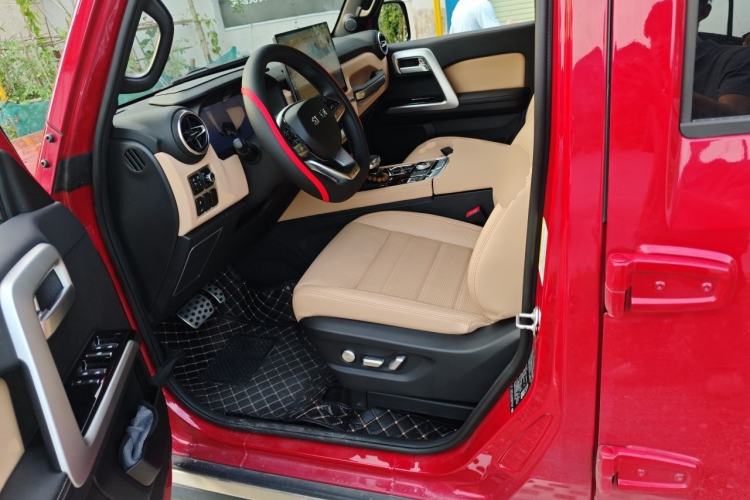 Used BAIC Off-Road BJ40 2026 2.0T Explorer Gasoline Model Left Front Seat
