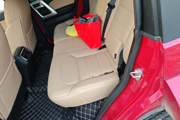 Used BAIC Off-Road BJ40 2026 2.0T Explorer Gasoline Model Left Rear Seat