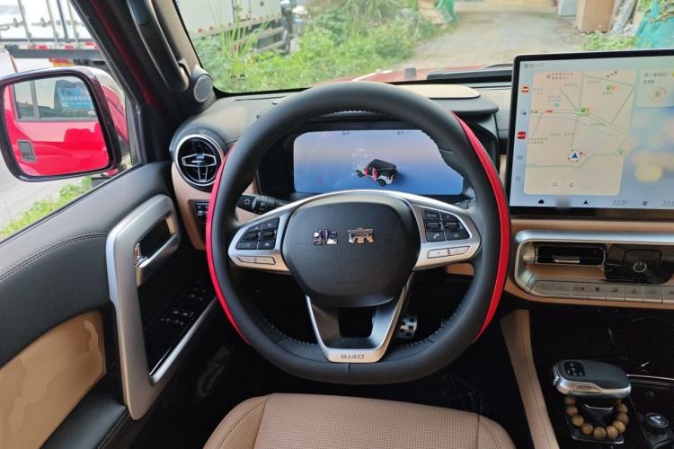Used BAIC Off-Road BJ40 2026 2.0T Explorer Gasoline Model Steering Wheel