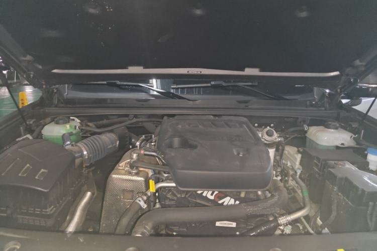 Used BAIC Off-Road BJ40 2026 Model 2.0D Diesel Edition Engine Bay