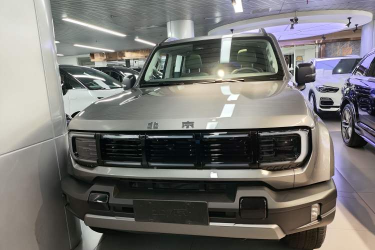 Used BAIC Off-Road BJ40 2026 Model 2.0T Gasoline Standard Edition Exterior 1