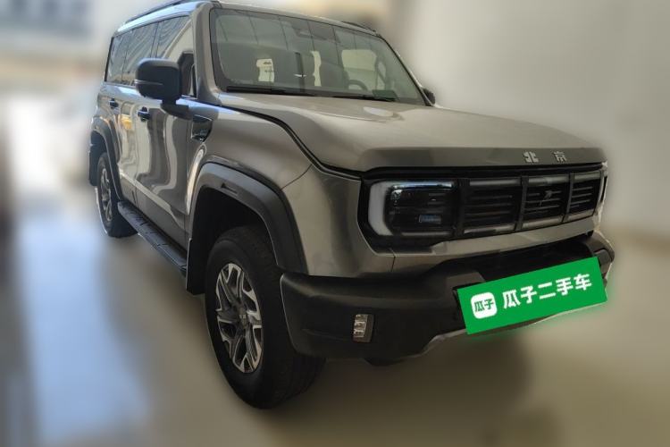 Used BAIC Off-Road BJ40 2026 Model 2.0T Gasoline Standard Edition Front Right 45 Deg