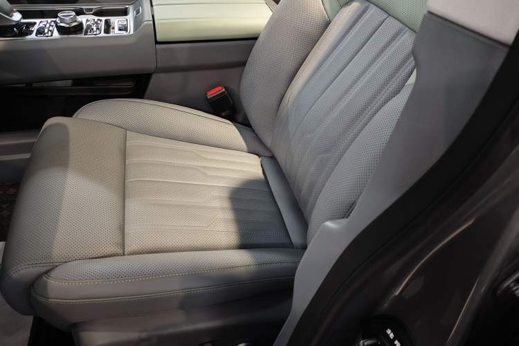 Used BAIC Off-Road BJ40 2026 Model 2.0T Gasoline Standard Edition Left Front Seat