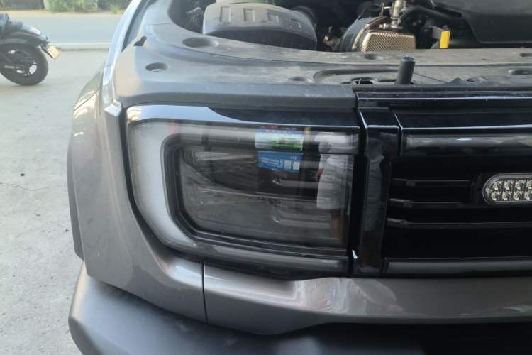 Used BAIC Off-Road BJ40 2026 Model 2.0D Diesel Edition Right Front Headlight