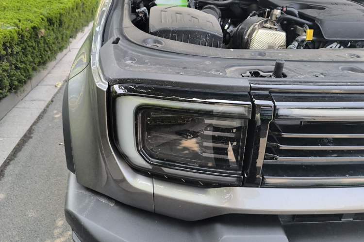 Used BAIC Off-Road BJ40 2026 Model 2.0D Diesel Edition Right Front Headlight