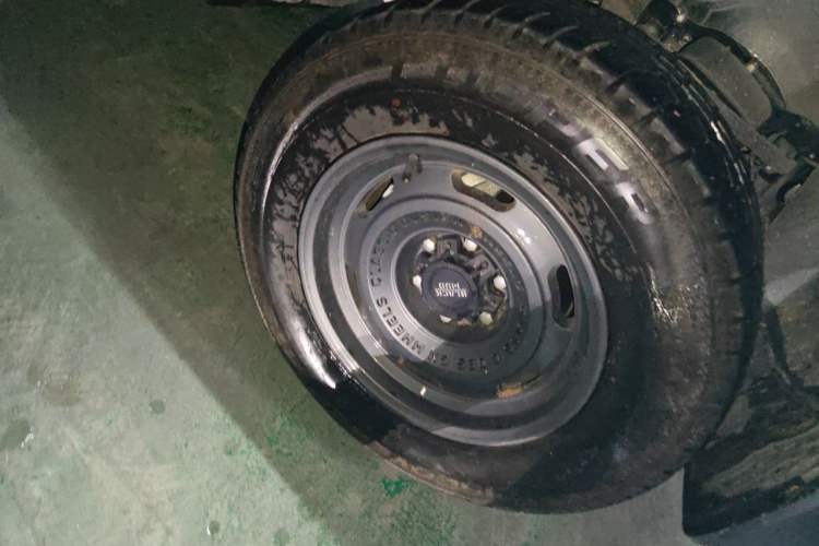 Used BAIC Off-Road BJ40 2026 Model 2.0D Diesel Edition Right Front Wheel Hub