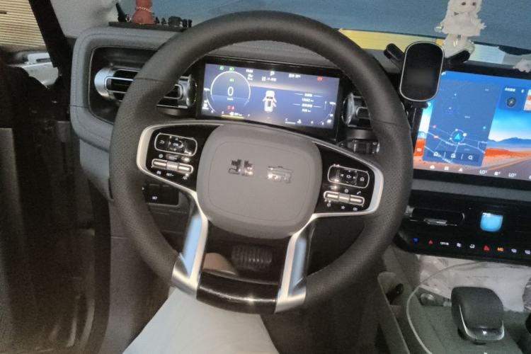 Used BAIC Off-Road BJ40 2026 Model 2.0D Diesel Edition Steering Wheel
