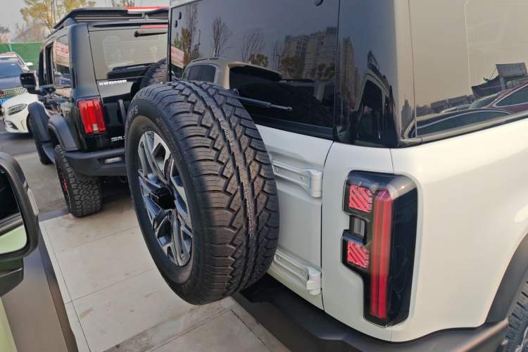 Used BAIC Off-Road BJ40 2026 Model 2.0D Diesel Edition Exterior 4
