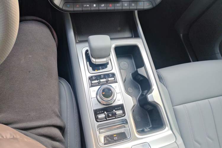 Used BAIC Off-Road BJ40 2026 Model 2.0D Diesel Edition Gear Lever