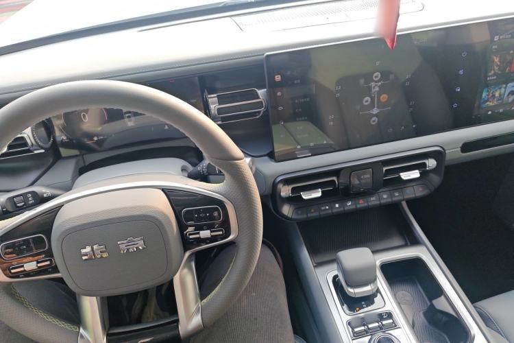 Used BAIC Off-Road BJ40 2026 Model 2.0D Diesel Edition Interior 2