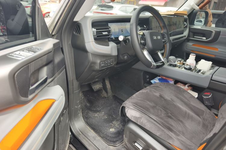 Used BAIC Off-Road BJ40 Electric Drive 2025 Advanced Edition Driver Seat