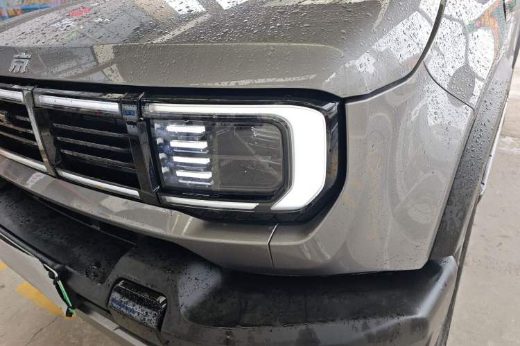 Used BAIC Off-Road BJ40 Electric Drive 2025 Standard Edition Left Front Headlight