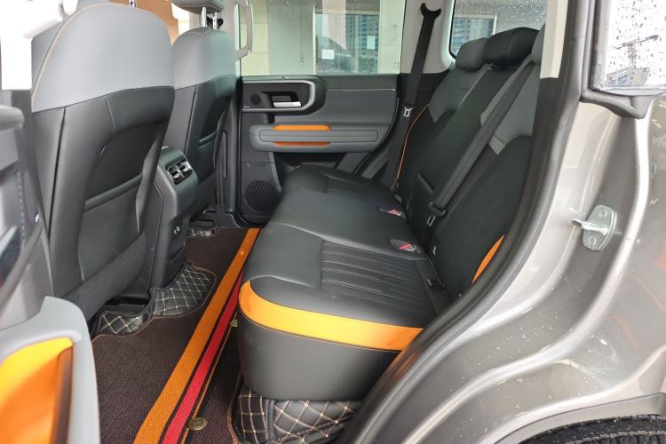 Used BAIC Off-Road BJ40 Electric Drive 2025 Standard Edition Left Rear Seat