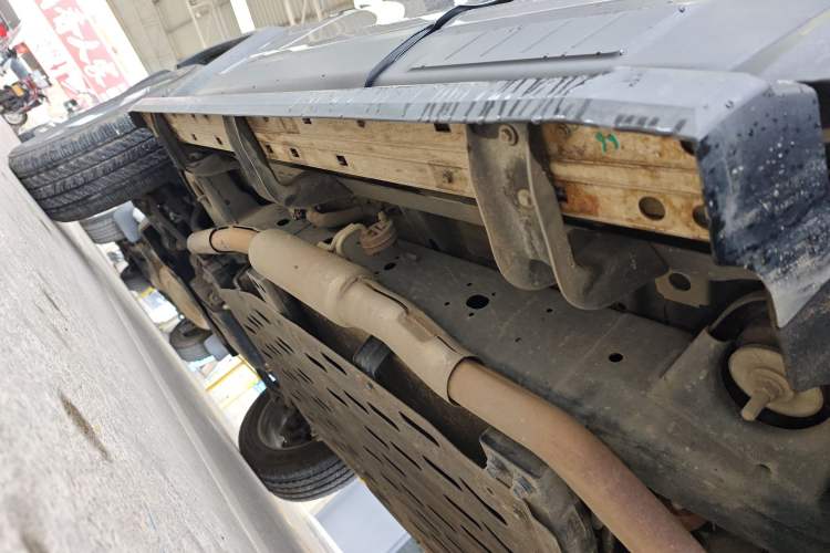 Used BAIC Off-Road BJ40 Electric Drive 2025 Standard Edition Left Side Sill