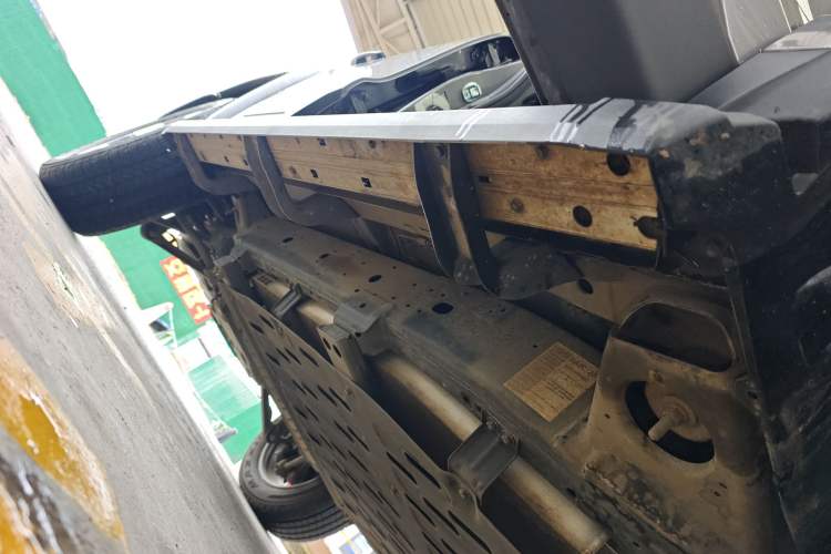 Used BAIC Off-Road BJ40 Electric Drive 2025 Standard Edition Right Side Sill