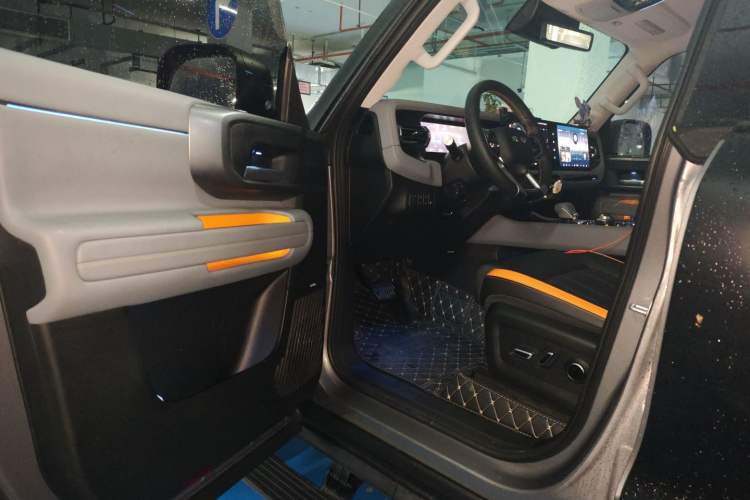 Used BAIC Off-Road BJ40 Electric Drive 2025 Advanced Edition Driver Seat