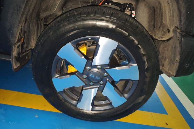 Used BAIC Off-Road BJ40 Electric Drive 2025 Advanced Edition Right Front Wheel Hub