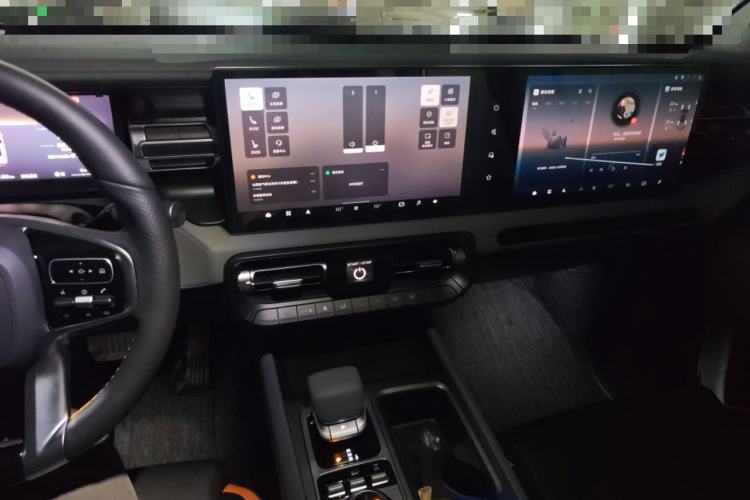 Used BAIC Off-Road BJ40 Electric Drive 2025 Standard Edition Audio And AC Panel