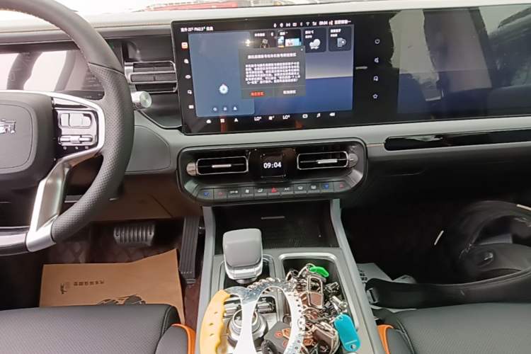 Used BAIC Off-Road BJ40 Electric Drive 2025 Advanced Edition Audio And AC Panel