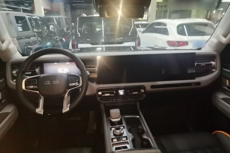 Used BAIC Off-Road BJ40 Electric Drive 2025 Advanced Edition Center Console