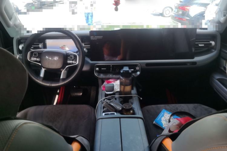 Used BAIC Off-Road BJ40 Electric Drive 2025 Standard Edition Center Console