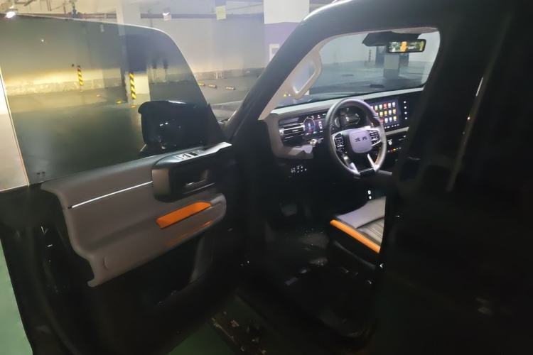 Used BAIC Off-Road BJ40 Electric Drive 2025 Advanced Edition Driver Seat