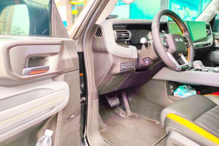 Used BAIC Off-Road BJ40 Electric Drive 2025 Advanced Edition Driver Seat