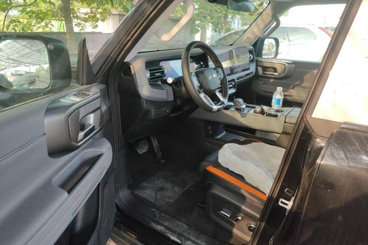 Used BAIC Off-Road BJ40 Electric Drive 2025 Standard Version I Driver Seat