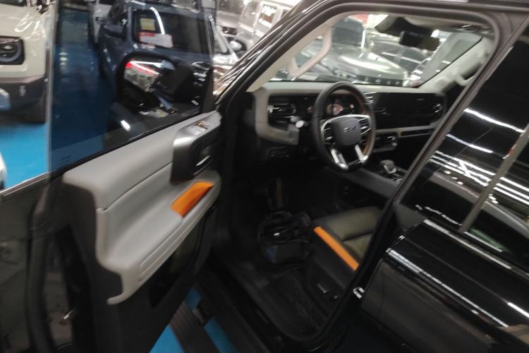Used BAIC Off-Road BJ40 Electric Drive 2025 Advanced Edition Driver Seat