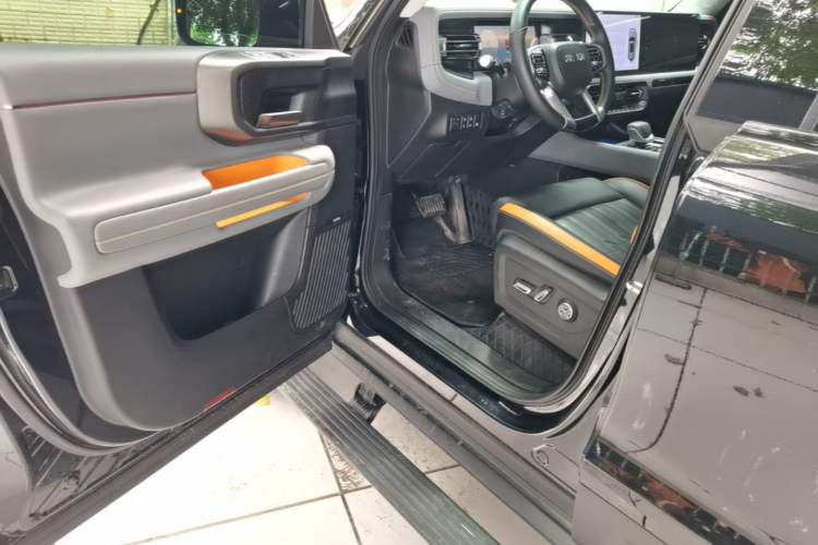 Used BAIC Off-Road BJ40 Electric Drive 2025 Advanced Edition Driver Seat
