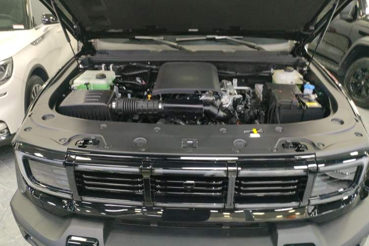 Used BAIC Off-Road BJ40 Electric Drive 2025 Advanced Edition Engine Bay