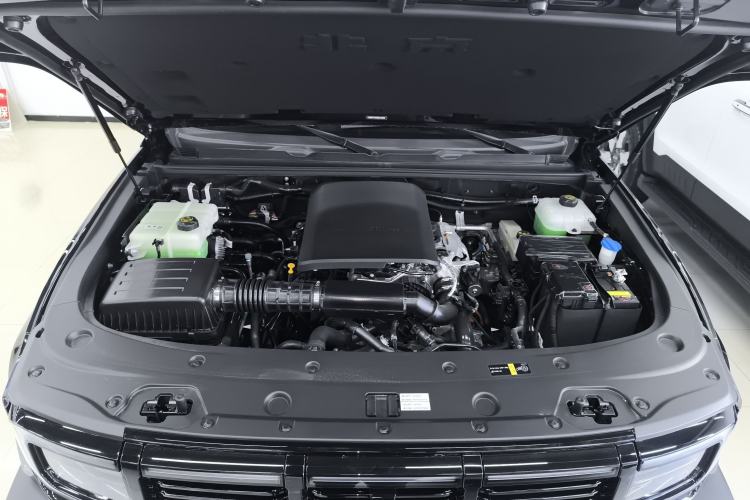 Used BAIC Off-Road BJ40 Electric Drive 2025 Standard Edition Engine Bay