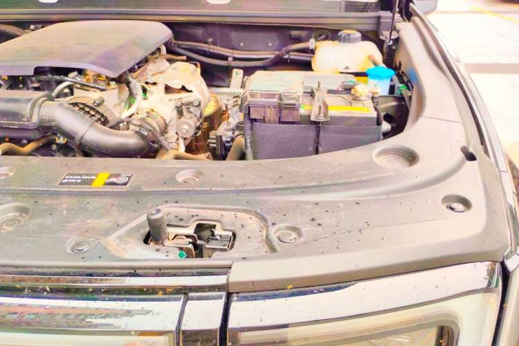 Used BAIC Off-Road BJ40 Electric Drive 2025 Advanced Edition Engine Bay Left