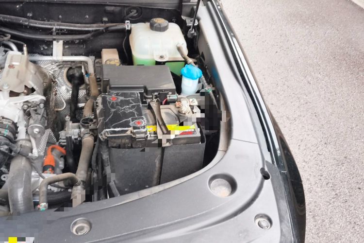 Used BAIC Off-Road BJ40 Electric Drive 2025 Standard Edition Engine Bay Left