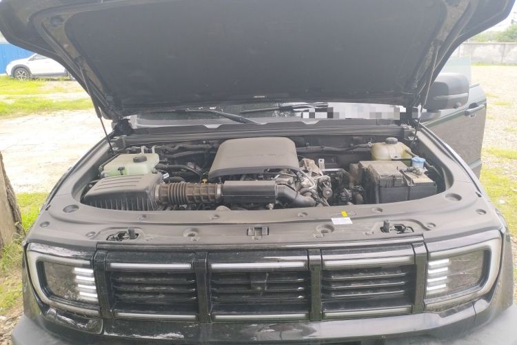 Used BAIC Off-Road BJ40 Electric Drive 2025 Standard Edition Engine Bay